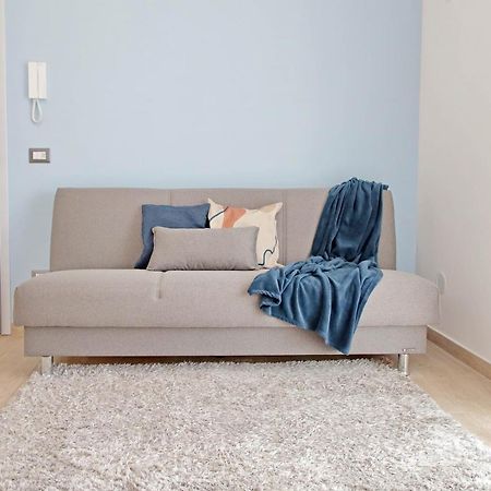 Andrea Home- Collegato A Roma E Aeroporto Fiumicino Exteriör bild
