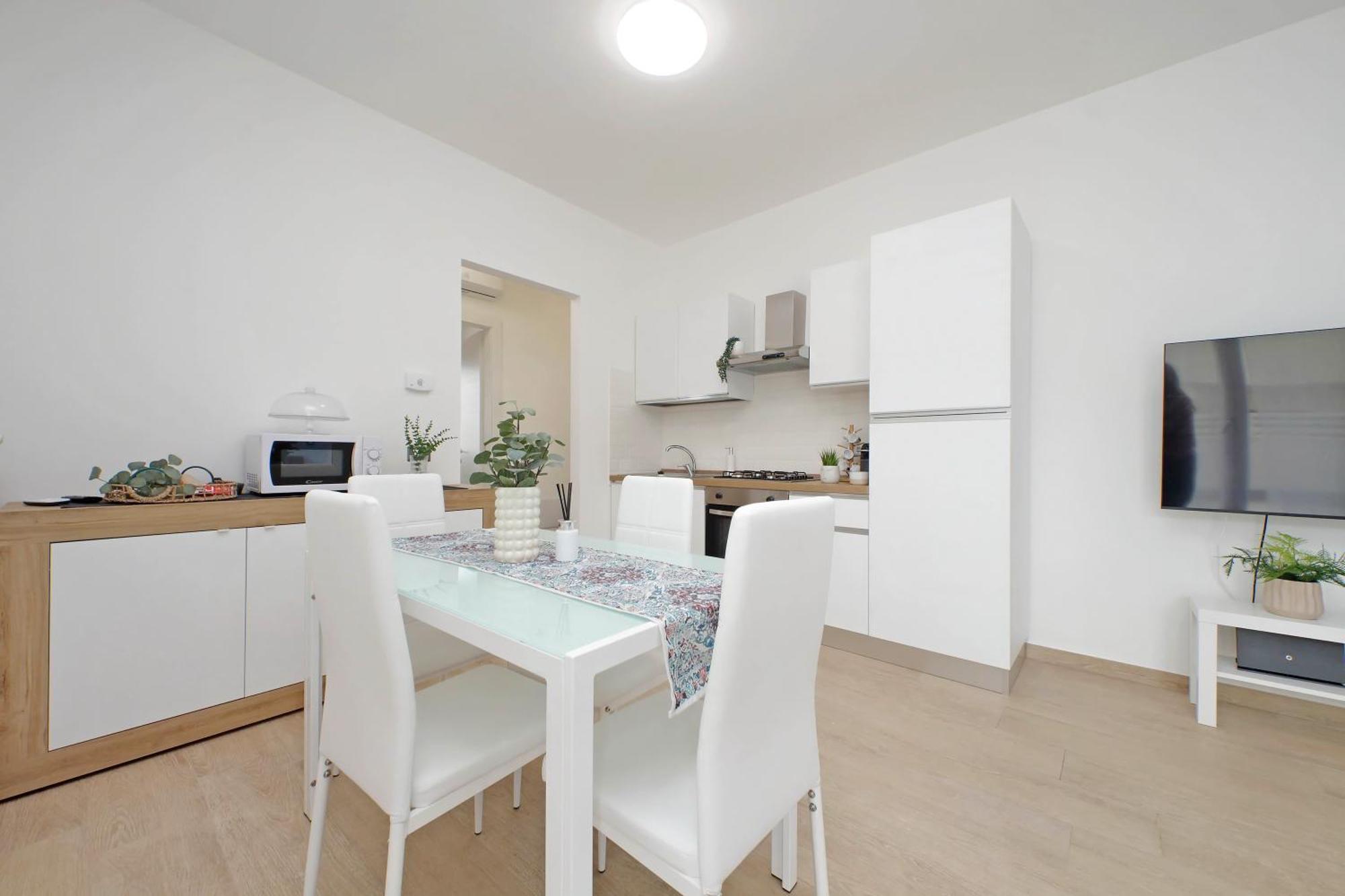 Andrea Home- Collegato A Roma E Aeroporto Fiumicino Exteriör bild